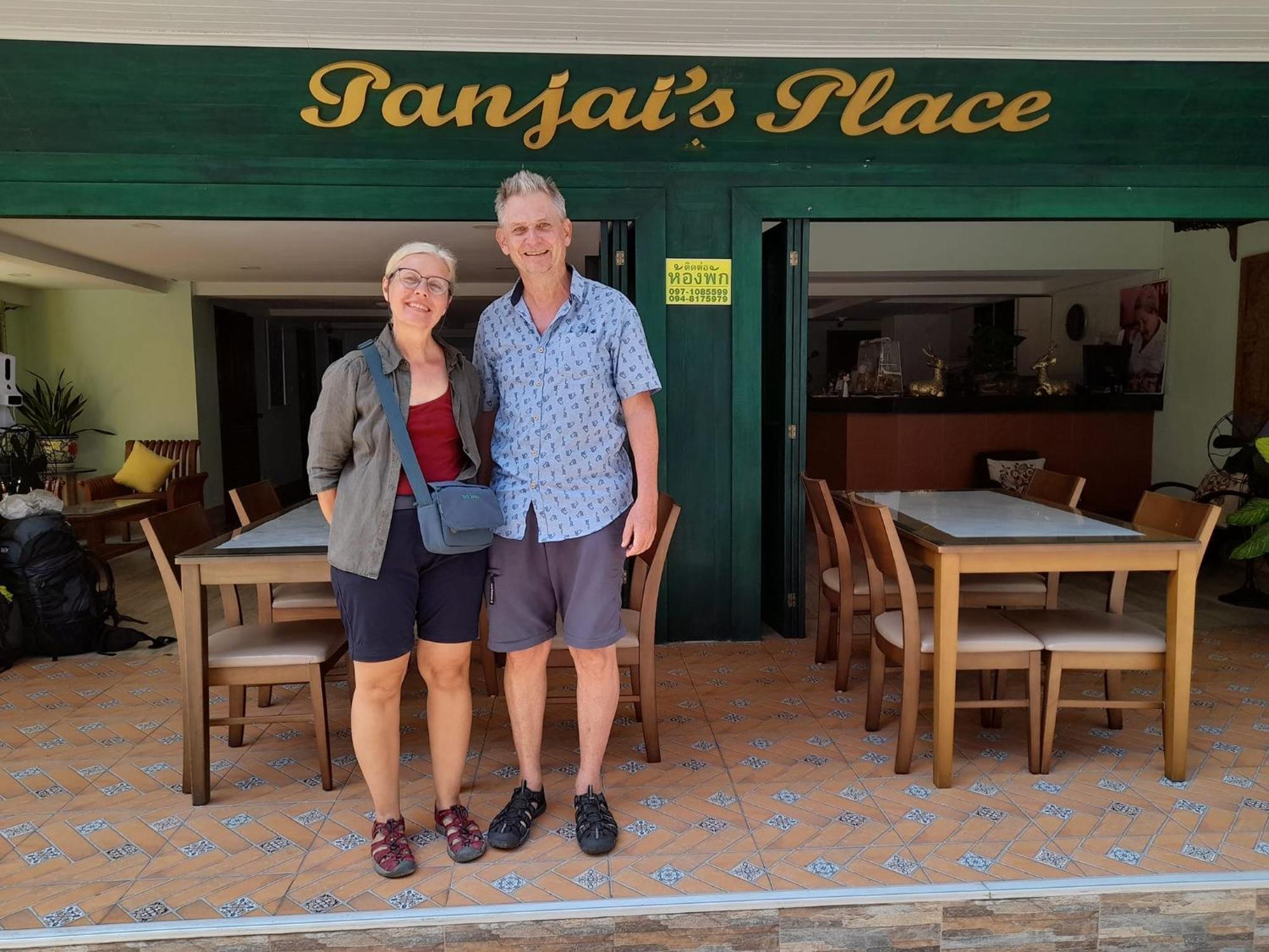 Panjai'S Place Petchaburi Esterno foto