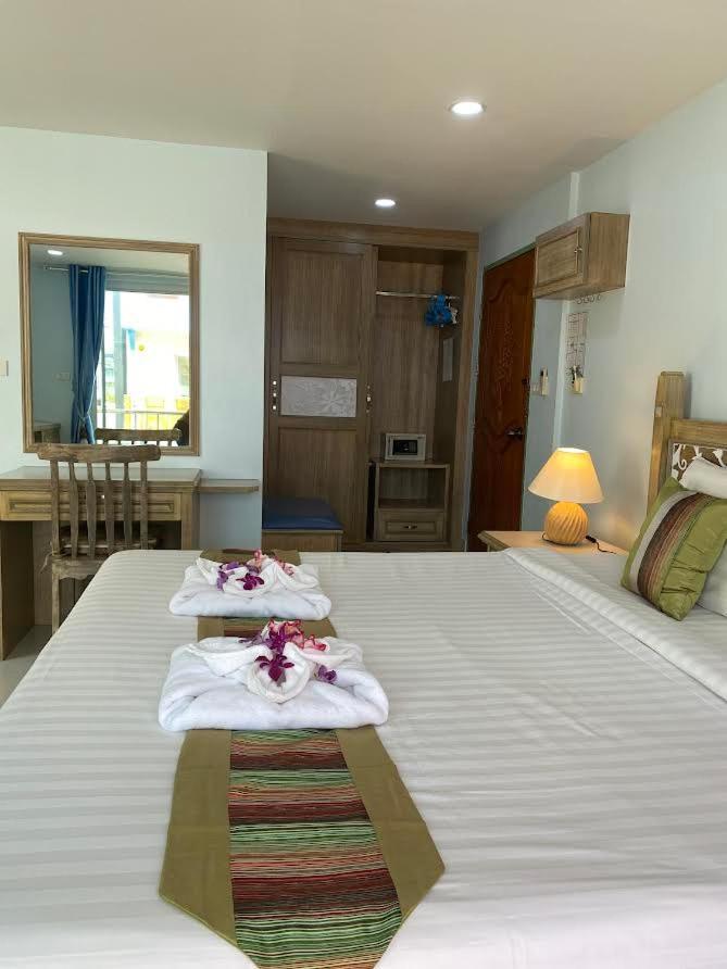 Panjai'S Place Petchaburi Esterno foto