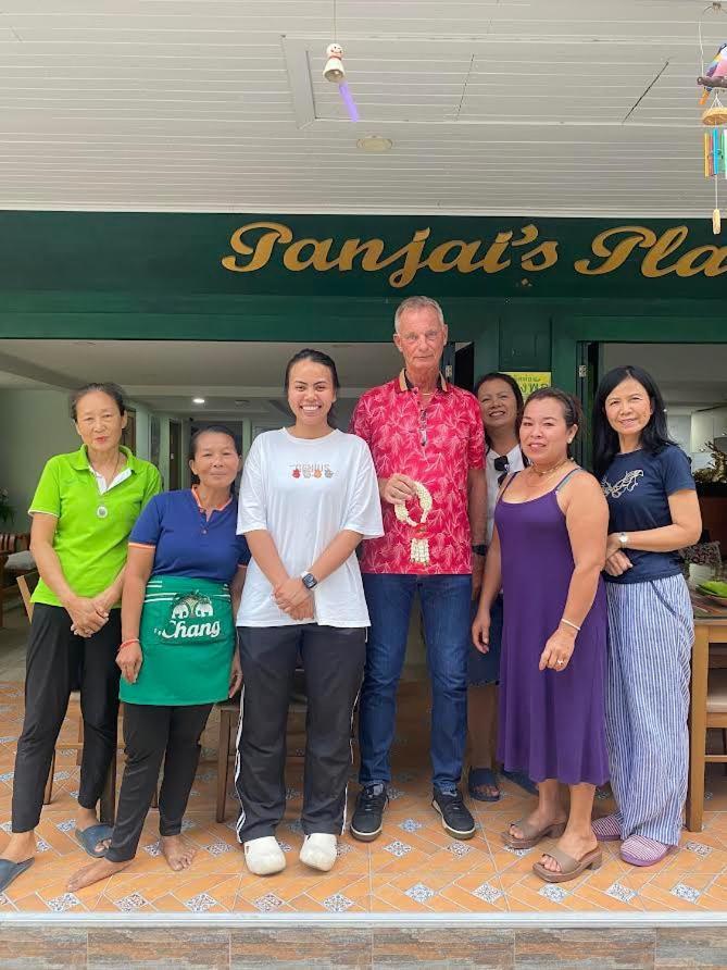 Panjai'S Place Petchaburi Esterno foto